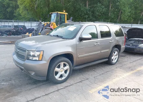2008 Chevrolet Tahoe Lt из США, поврежденный, VIN 1GNFK13038J229923